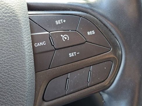 Used 2020 Jeep Cherokee Trailhawk w/ Cold Weather Group image 15