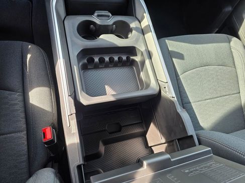 New 2026 RAM 3500 Big Horn AWD/4WD image 25