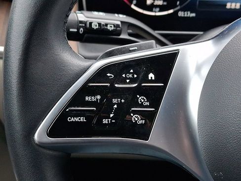 Used 2023 Mercedes-Benz GLC 300 4MATIC image 23