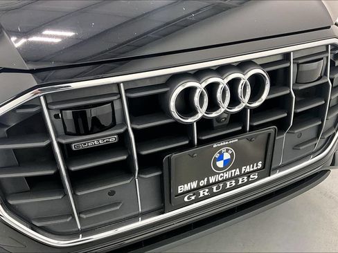 Used 2019 Audi Q8 Prestige AWD/4WD image 29