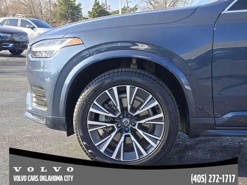 Certified 2022 Volvo XC90 T5 Momentum w/ Protection Package Premier image 6