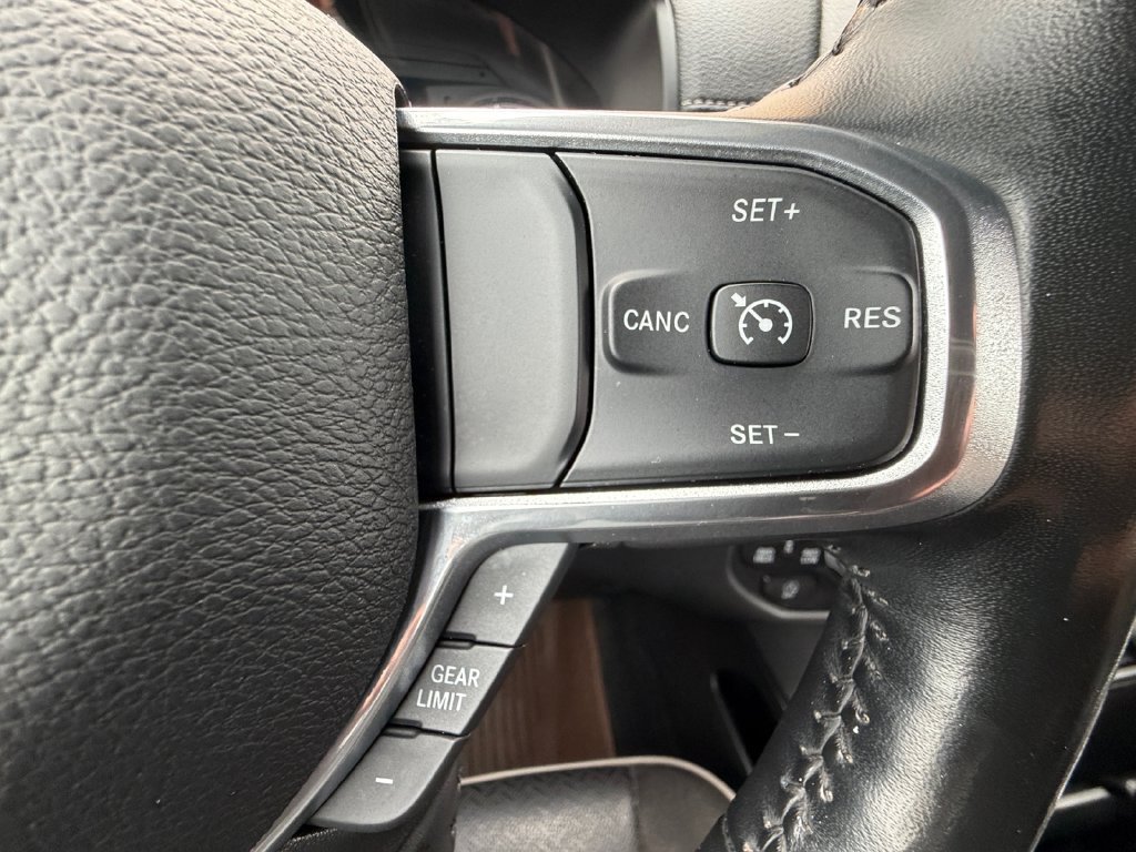 Used 2023 RAM 1500 Laramie AWD/4WD image 24
