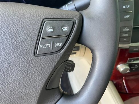 Used 2011 Lexus LS 460 image 24