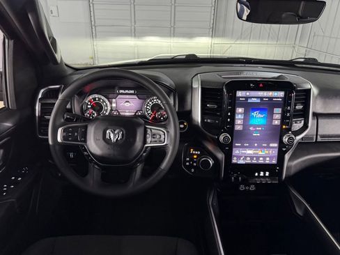 Used 2025 RAM 1500 Big Horn AWD/4WD image 28