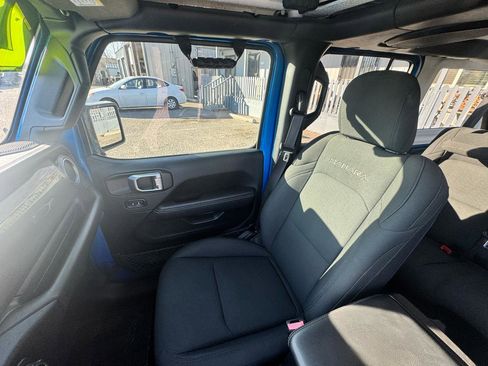 Used 2021 Jeep Wrangler Unlimited Sahara image 17