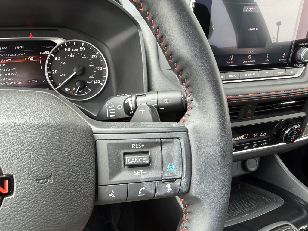 Used 2025 Nissan Rogue SV AWD/4WD image 28