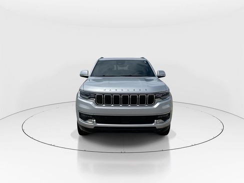 Used 2022 Jeep Wagoneer Series I w/ Premium Group I RWD image 3