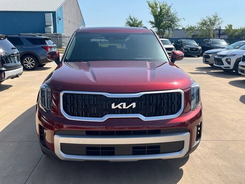 Used 2024 Kia Telluride EX AWD/4WD image 5