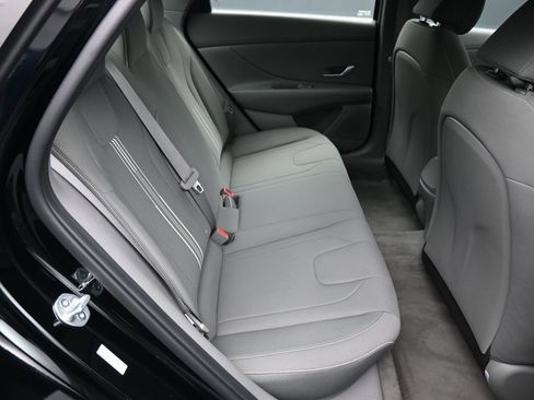 Certified 2023 Hyundai Elantra SEL w/ Cargo Package image 23