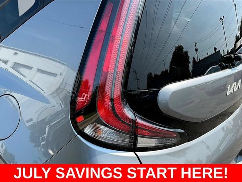 Used 2024 Kia Soul LX w/ Option Group 015 FWD image 25