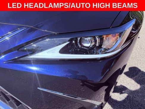 Certified 2025 Lexus ES 300h w/ Premium Package FWD image 9