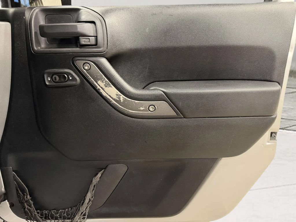 Used 2011 Jeep Wrangler Unlimited Sport AWD/4WD image 31