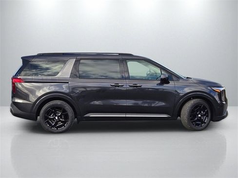 New 2026 Kia Carnival SX image 4
