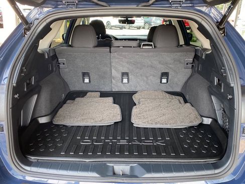Used 2024 Subaru Outback Premium AWD/4WD image 11