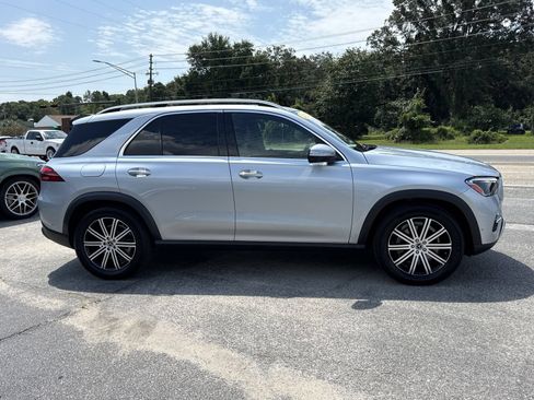 Certified 2025 Mercedes-Benz GLE 350 4MATIC image 6