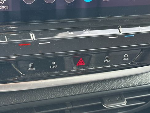 Used 2022 Volkswagen ID.4 Pro S image 21