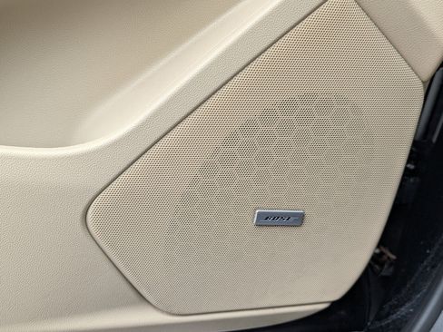 Used 2018 Cadillac XT5 FWD w/ LPO, Wheel Lock Package image 43