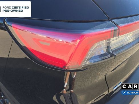 Certified 2020 Ford Escape SE Sport FWD image 21