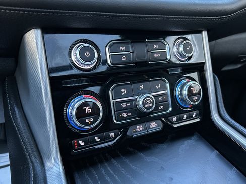 Used 2021 GMC Yukon Denali image 26