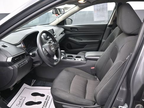 Used 2024 Nissan Altima 2.5 S image 21
