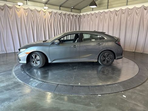 Used 2019 Honda Civic EX image 7