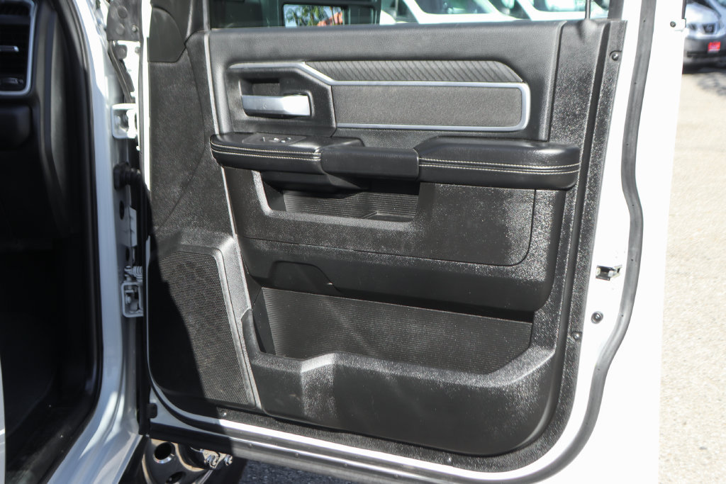 Used 2026 RAM 3500 Big Horn AWD/4WD image 42