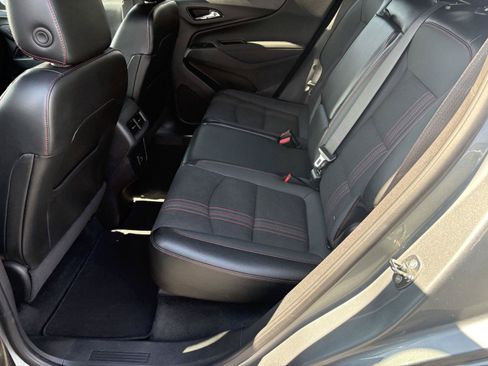 Used 2023 Chevrolet Equinox RS AWD/4WD image 14