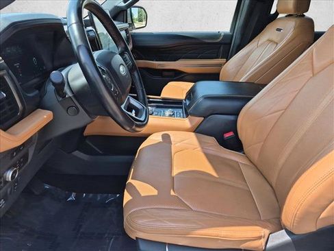 Used 2022 Ford Expedition Max Platinum AWD/4WD image 17