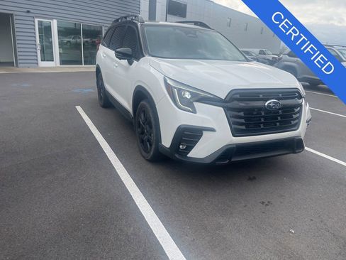 Used 2023 Subaru Ascent Onyx Edition Limited image 1