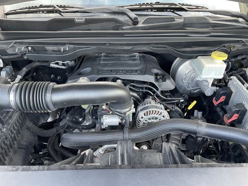 Used 2019 RAM 1500 Big Horn RWD image 6