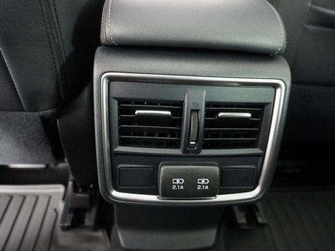 Used 2020 Subaru Forester Limited image 34