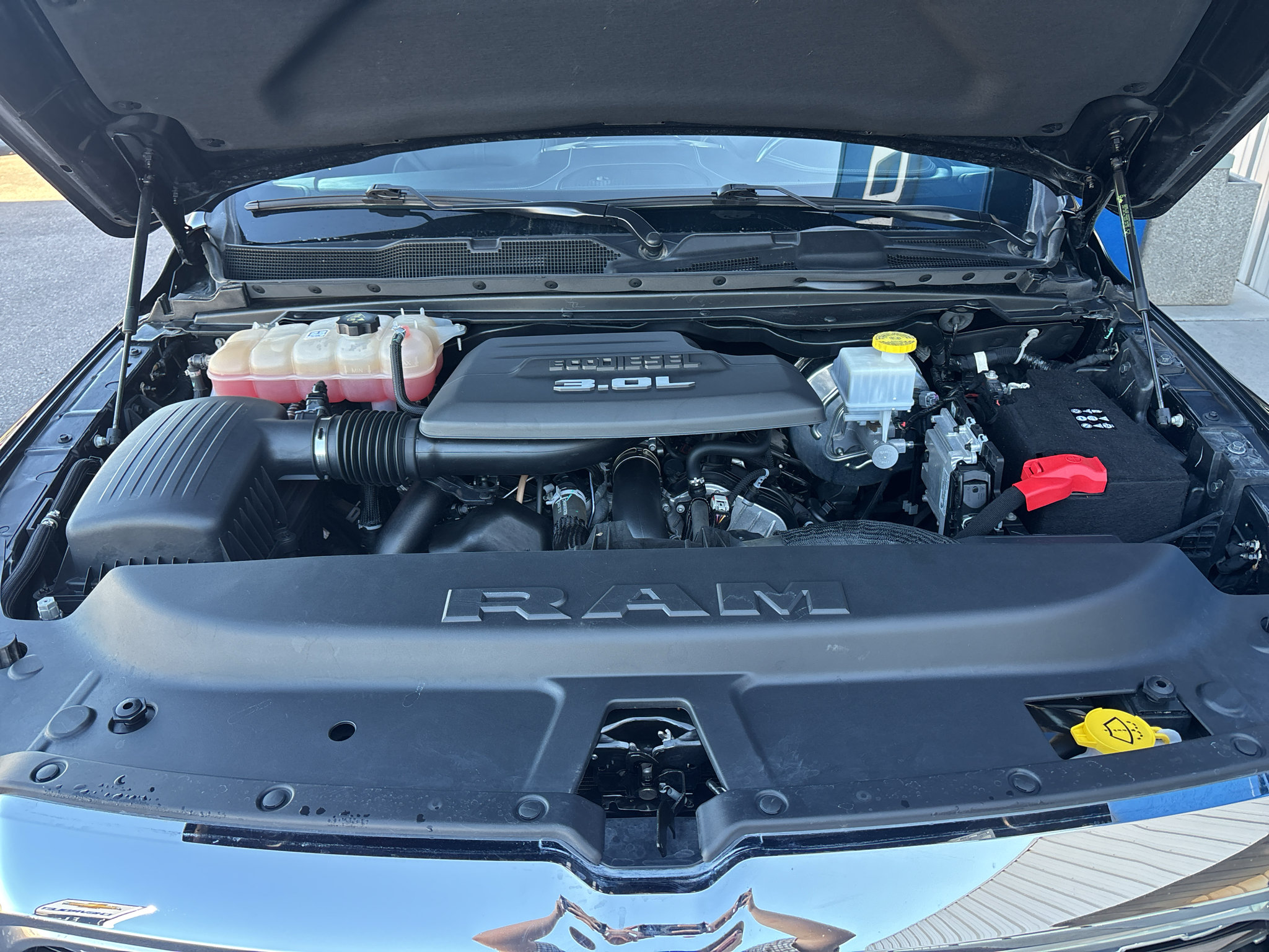 Used 2020 RAM 1500 Limited AWD/4WD image 32