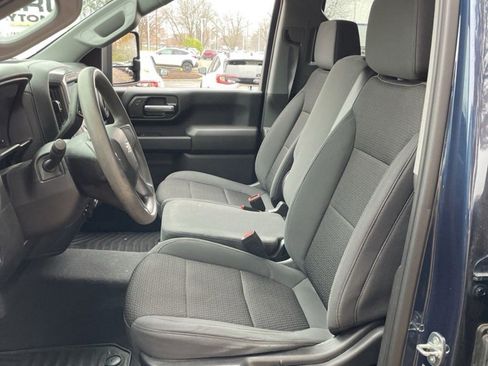 Used 2021 Chevrolet Silverado 2500 Custom w/ Custom Value Package image 14