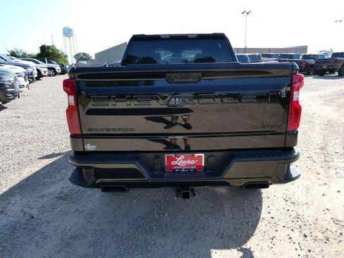 New 2026 Chevrolet Silverado 1500 Custom Trail Boss w/ Dark Appearance Package AWD/4WD image 5