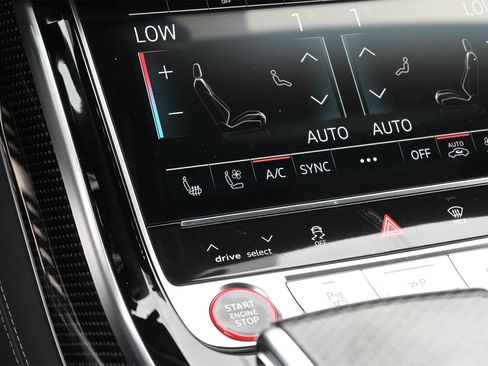 Used 2024 Audi S8 image 13