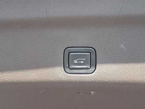 Used 2023 Cadillac Escalade Sport w/ Touring Package image 8