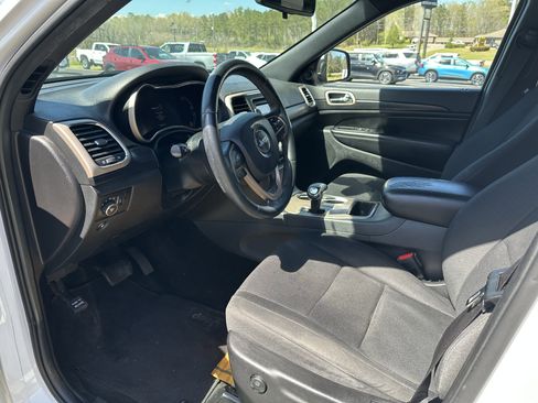 Used 2014 Jeep Grand Cherokee Laredo image 6