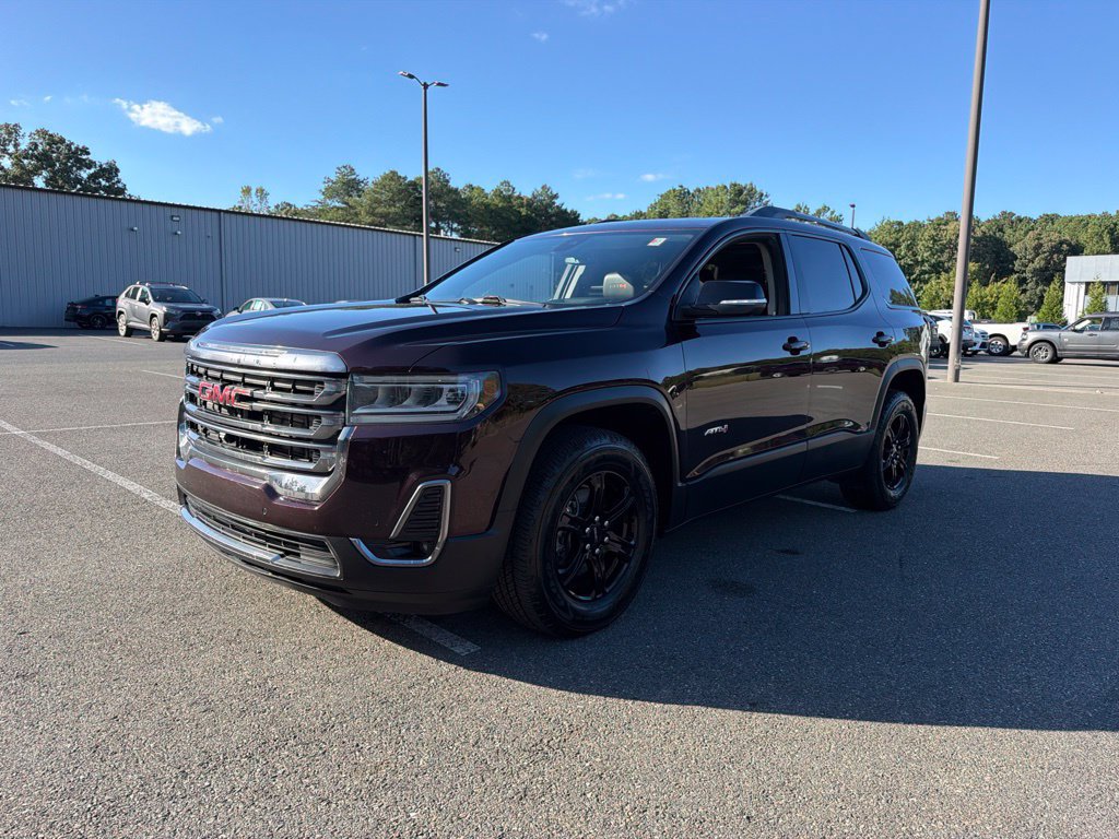Used 2021 GMC Acadia AT4 w/ Technology Package AWD/4WD image 2