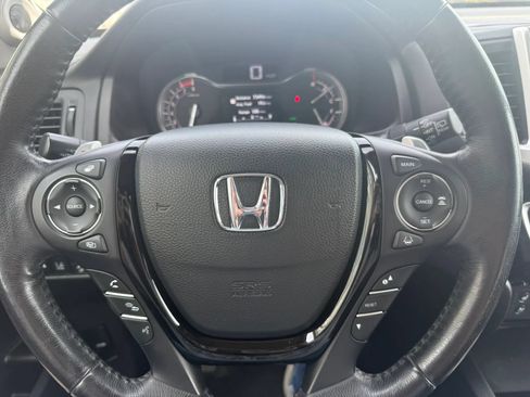 Used 2018 Honda Pilot Elite image 8