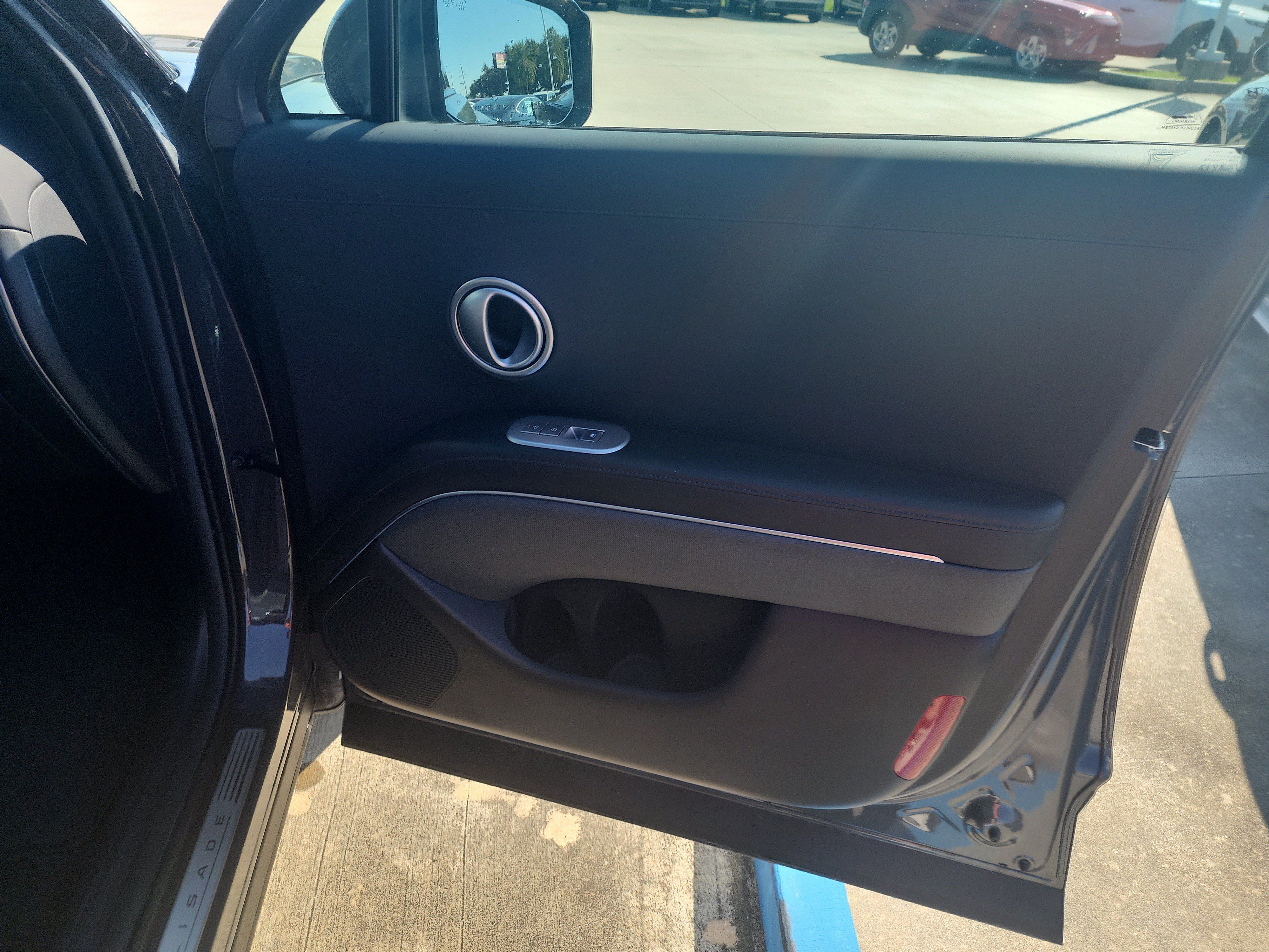 Used 2026 Hyundai Palisade Calligraphy FWD image 15