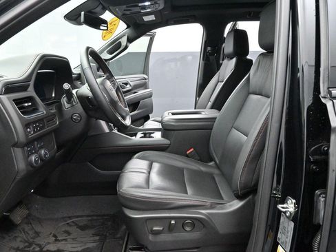 Used 2024 Chevrolet Suburban RST w/ Luxury Package AWD/4WD image 16