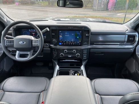 Used 2025 Ford F350 Lariat w/ Lariat Ultimate Package image 39