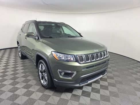 Used 2019 Jeep Compass Limited AWD/4WD image 7
