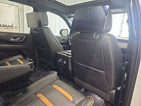 Used 2021 GMC Yukon XL AT4 w/ AT4 Premium Plus Package AWD/4WD image 31