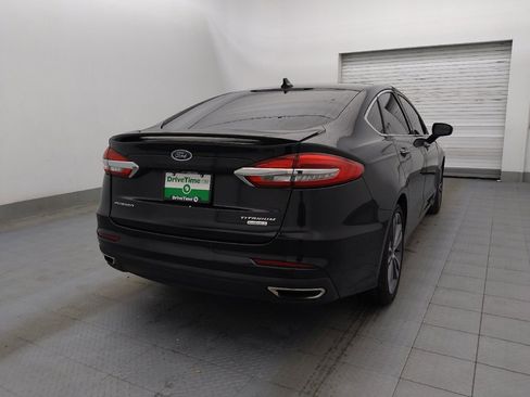 Used 2020 Ford Fusion Titanium image 7