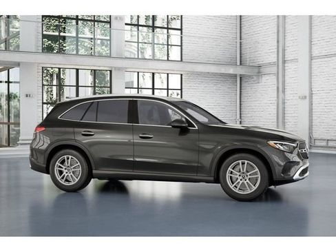 New 2026 Mercedes-Benz GLC 300 4MATIC image 14