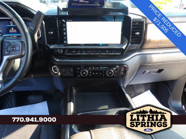 Used 2025 Chevrolet Silverado 3500 High Country w/ High Country Premium Package AWD/4WD image 17