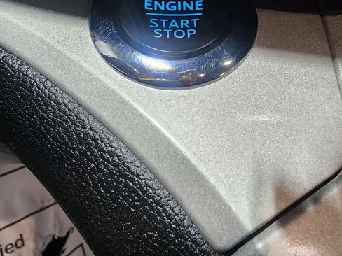 Used 2024 Ford Explorer XLT w/ Class IV Trailer Tow Package image 21