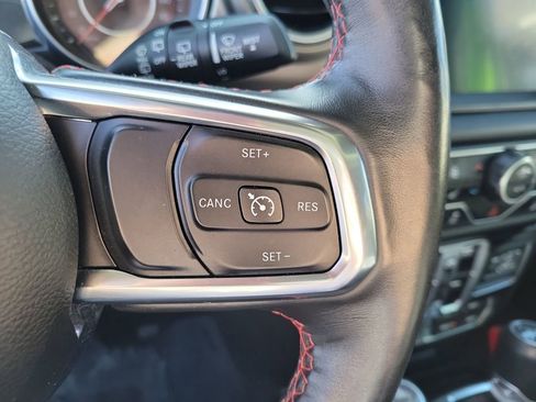 Used 2018 Jeep Wrangler Unlimited Rubicon AWD/4WD image 21