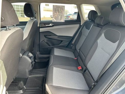 Used 2023 Volkswagen Taos S image 15